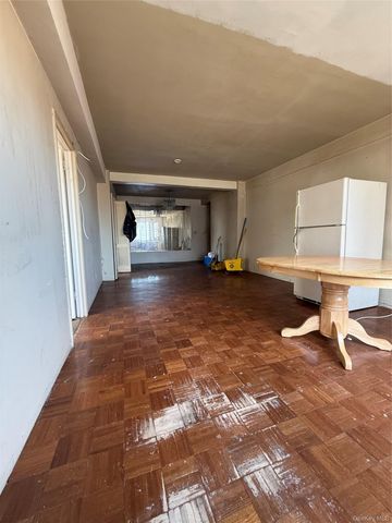 160-10 89th Avenue 9E, Jamaica, NY 11432