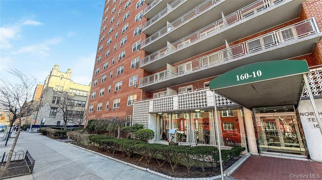 160-10 89th Avenue 9E, Jamaica, NY 11432 — photo 3