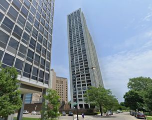 340 W Diversey Parkway 518, Chicago, IL 60657