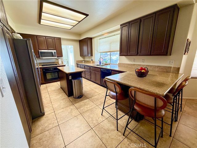 13251 Kirkwood, Victorville, CA 92392