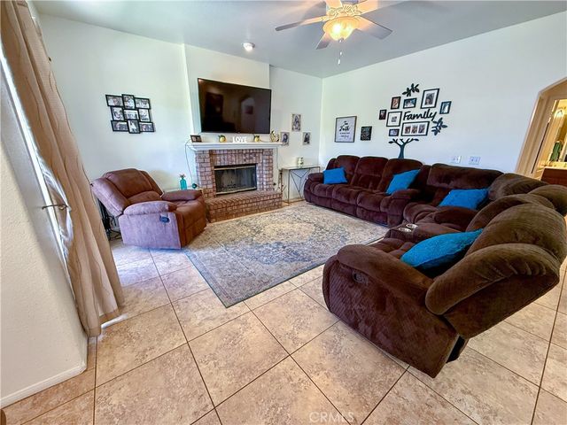 13251 Kirkwood, Victorville, CA 92392