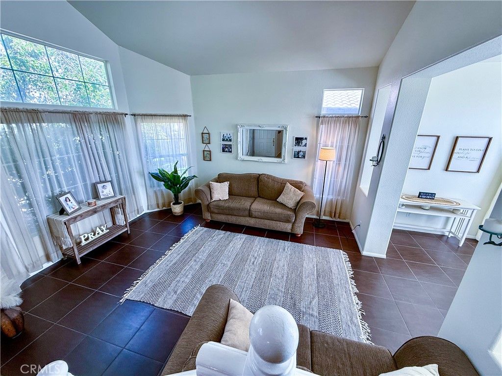 Image 8 of property listing at 13251 Kirkwood, Victorville, CA 92392