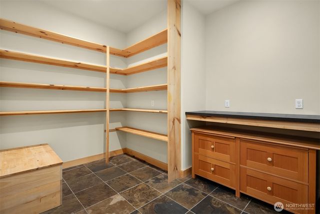 6754 Owl Lane, Clinton, WA 98236