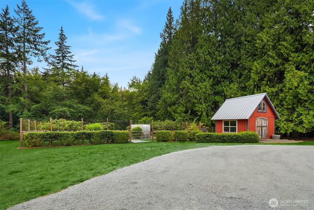 6754 Owl Lane, Clinton, WA 98236