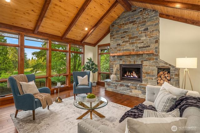 6754 Owl Lane, Clinton, WA 98236
