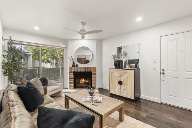 1810 S El Camino Real 202, Encinitas, CA 92024