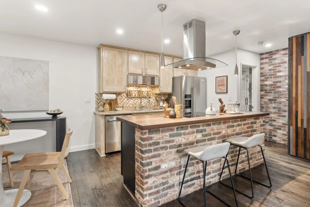 1810 S El Camino Real 202, Encinitas, CA 92024