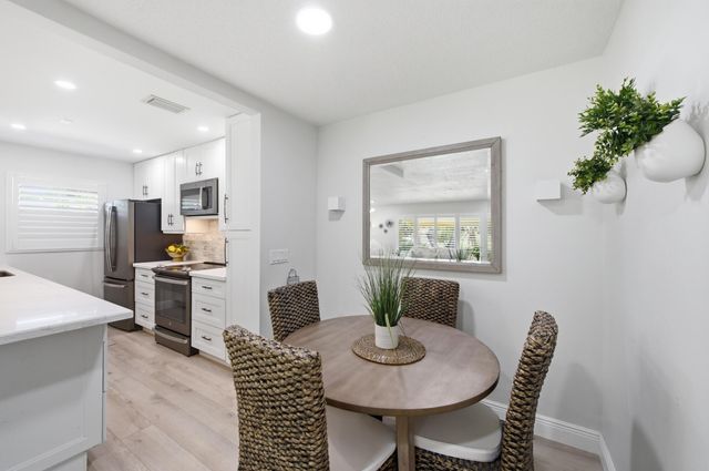 957 Circle Drive D, Delray Beach, FL 33445