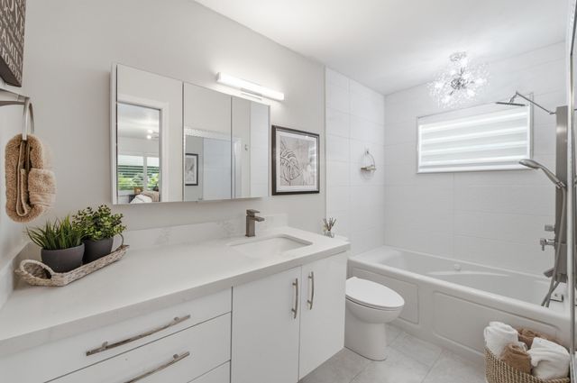 957 Circle Drive D, Delray Beach, FL 33445