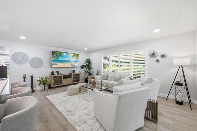 957 Circle Drive D, Delray Beach, FL 33445