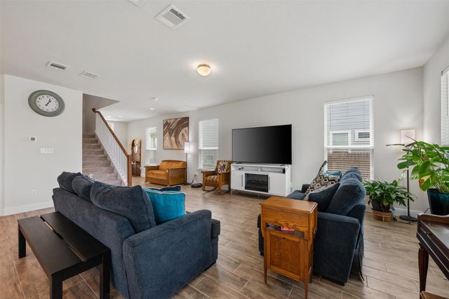 113 Oakstone DR, Georgetown, TX 78628