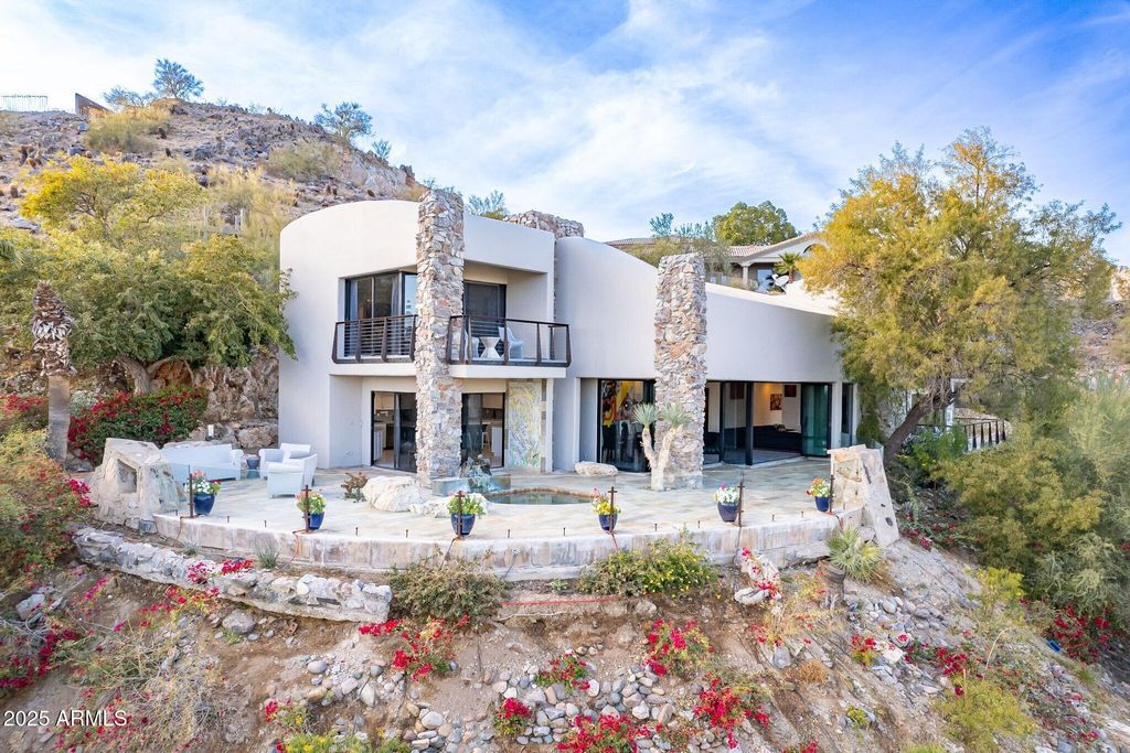 7044 N Hillside Drive, Paradise Valley, AZ 85253 — exterior