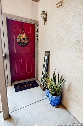 11839 Parliament St Apt 2423, San Antonio, TX 78216