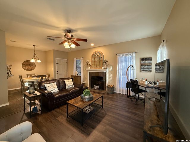 11839 Parliament St Apt 2423, San Antonio, TX 78216