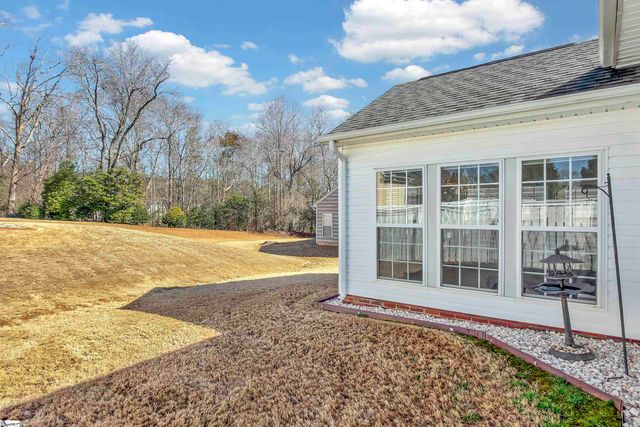 103 Bedfordton Court, Simpsonville, SC 29681