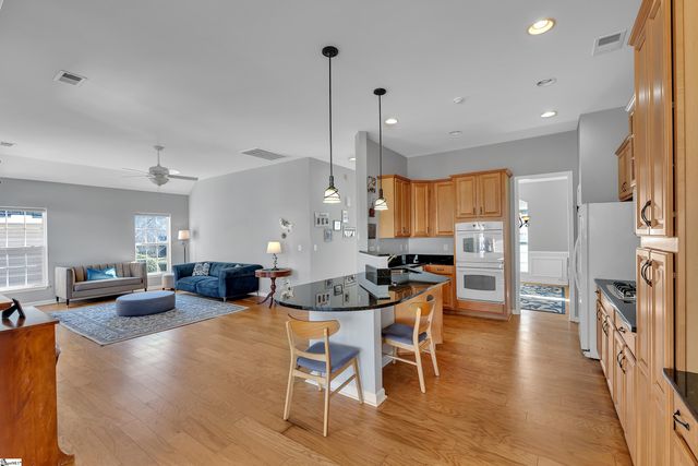 103 Bedfordton Court, Simpsonville, SC 29681