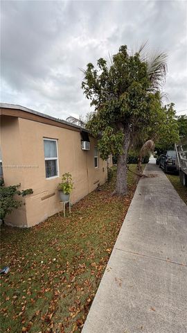 10260 SW 182nd Street, Miami, FL 33157