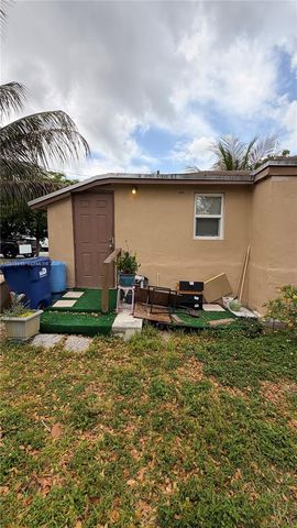10260 SW 182nd Street, Miami, FL 33157