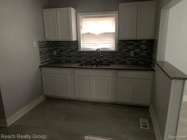 14839 Rutherford Street, Detroit, MI 48227
