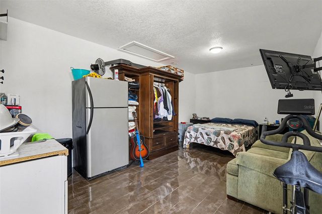 4703 33RD STREET W, Bradenton, FL 34207