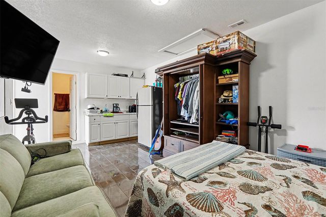 4703 33RD STREET W, Bradenton, FL 34207