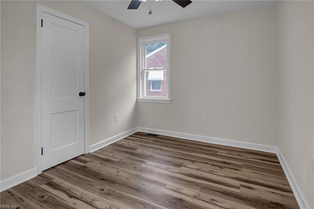 48 W Colin DR, Portsmouth, VA 23701