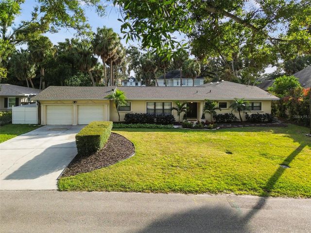 4312 W BEACH PARK DRIVE, Tampa, FL 33609