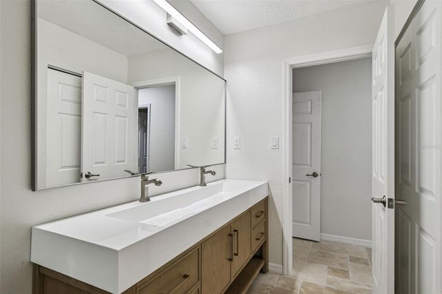 4312 W BEACH PARK DRIVE, Tampa, FL 33609