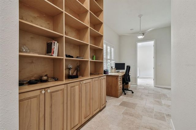 4312 W BEACH PARK DRIVE, Tampa, FL 33609