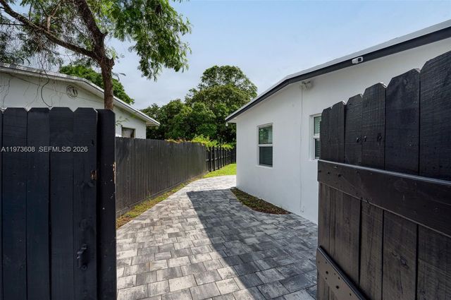 272 NW 31st ave, Fort Lauderdale, FL 33311