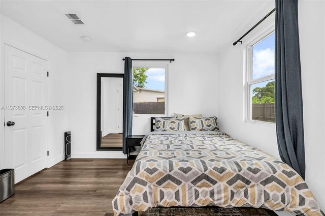 272 NW 31st ave, Fort Lauderdale, FL 33311