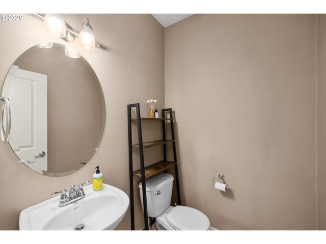1322 Se 194TH Pl, Camas, WA 98607