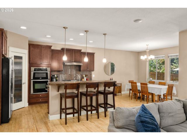 1322 Se 194TH Pl, Camas, WA 98607