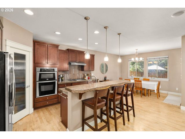 1322 Se 194TH Pl, Camas, WA 98607