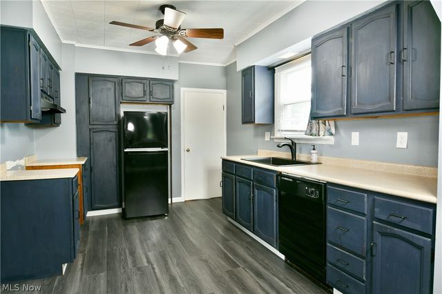 124 Lincoln Avenue, Niles, OH 44446