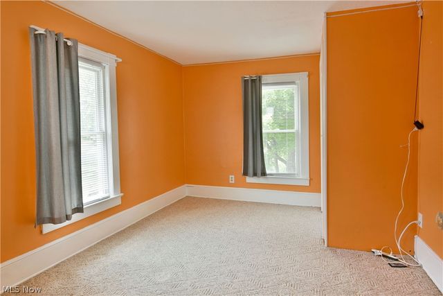 124 Lincoln Avenue, Niles, OH 44446