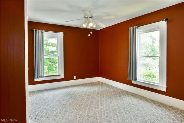 124 Lincoln Avenue, Niles, OH 44446