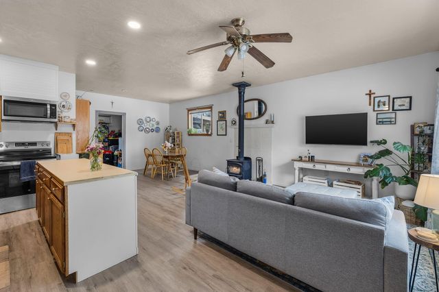 16122 Lava Drive, La Pine, OR 97739