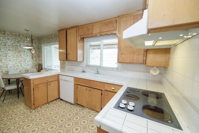 1205 N Central Ave, Modesto, CA 95351