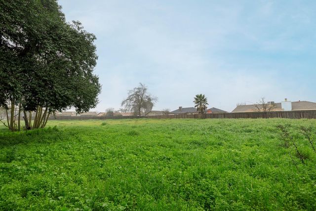 1205 N Central Ave, Modesto, CA 95351