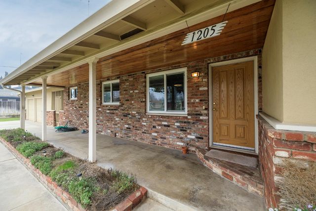 1205 N Central Ave, Modesto, CA 95351