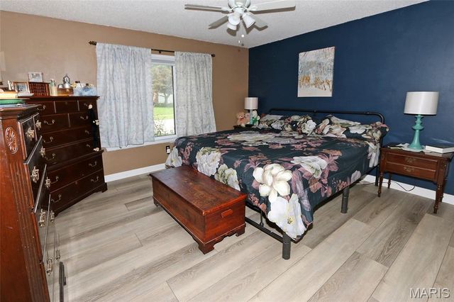 6726 Christina Marie Lane, Hazelwood, MO 63042