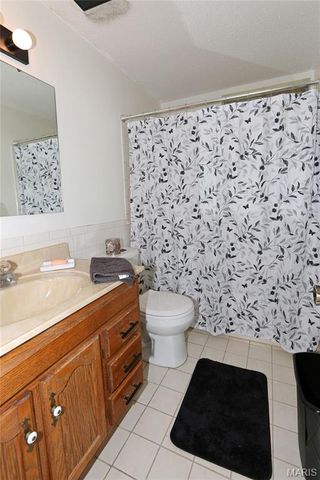 6726 Christina Marie Lane, Hazelwood, MO 63042