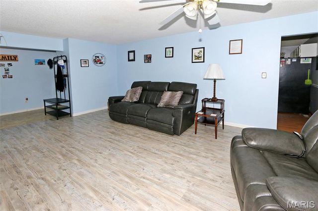 6726 Christina Marie Lane, Hazelwood, MO 63042