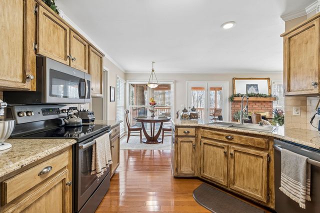 1128 Stillhouse Rd, White House, TN 37188