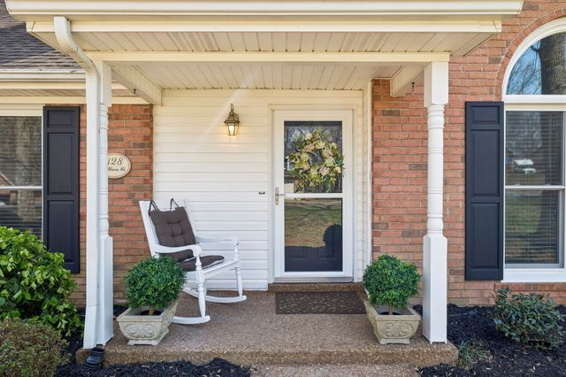 1128 Stillhouse Rd, White House, TN 37188