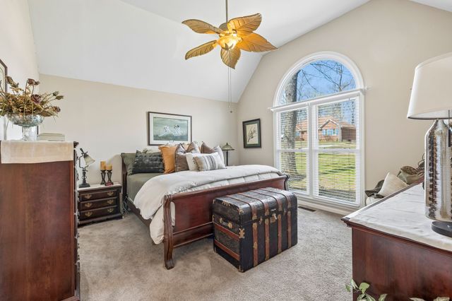 1128 Stillhouse Rd, White House, TN 37188