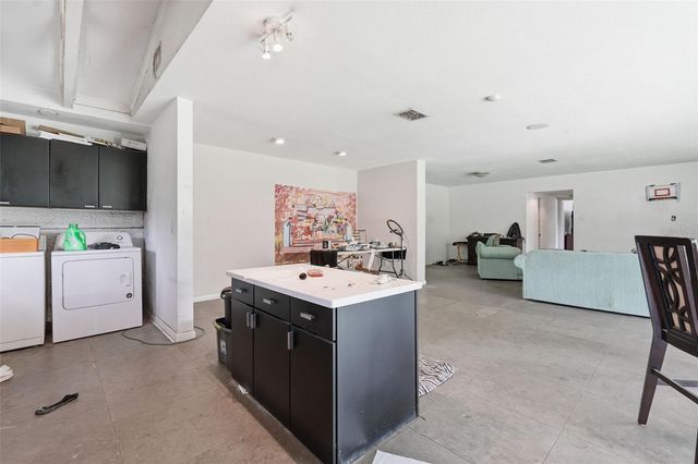 832 S PARSONS AVENUE, Brandon, FL 33511