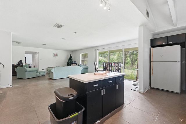 832 S PARSONS AVENUE, Brandon, FL 33511