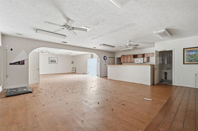 832 S PARSONS AVENUE, Brandon, FL 33511